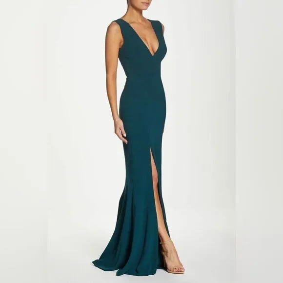 Dress The Population Sandra Gown in Pine - Picture 11 of 11